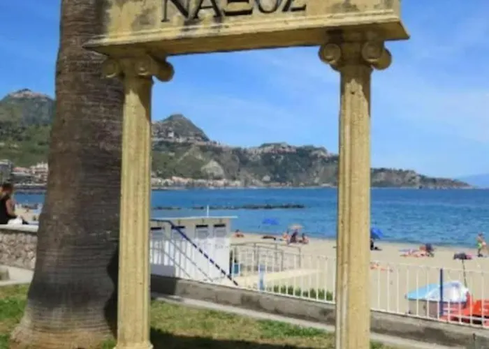 Arcadia Blu Bay Apartment *